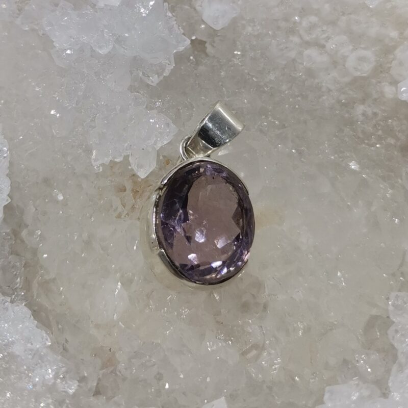 COLGANTE PLATA AMATISTA OVALADA TALLADA