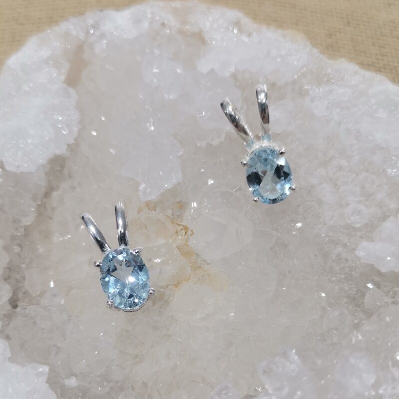 COLGANTE TOPACIO AZUL PEQUEÑO