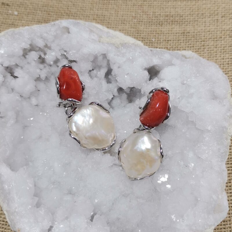 PENDIENTE CORAL CON PERLA O TURQUESA OMEGA