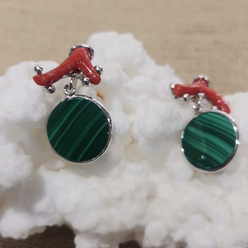 PENDIENTE RAMA CORAL Y MALAQUITA ESFERA PLATA